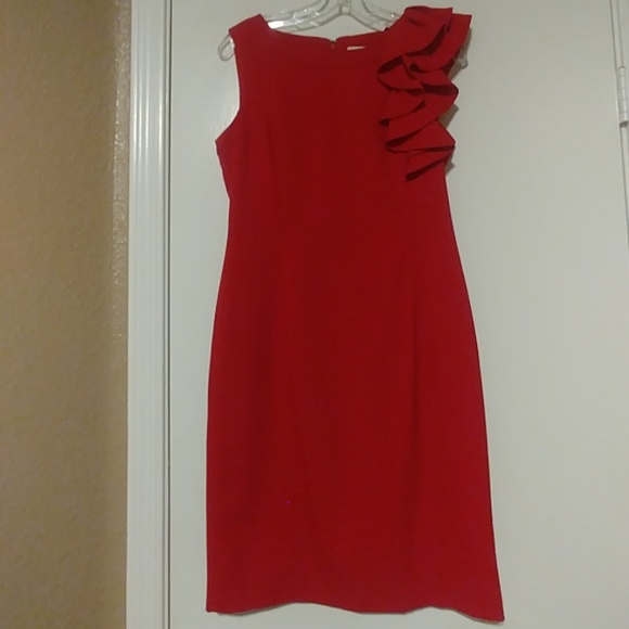 Classy classic Calvin Klein red dress - Picture 1 of 3